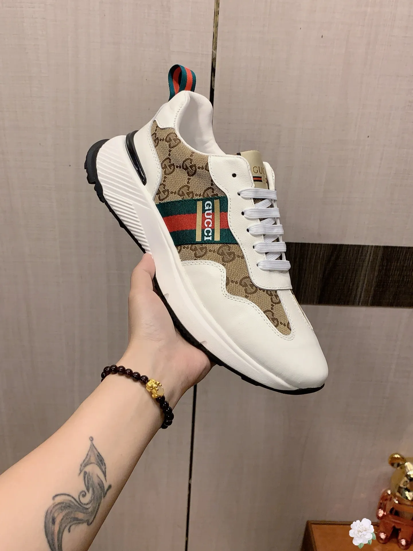Men's men's shoes💰460💰💰🎩🎩[Lightning][Lightning] "Gucci*" The latest • popular casual shoes, top brand [seduce] luxury ~ purchasing agency, top ~ quality. [Strong] The upper is made of imported breathable cowhide with woven material ➕ breathable sheepskin feet (•) and fine workmanship. The original stylish and stylish soft rubber wear-resistant and non-slip outsole is light and comfortable on the feet. The real thing looks better when photographed. 010: Size: 38-44, 4️⃣ colors selected